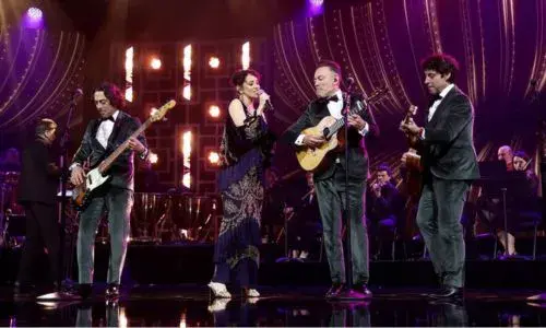 Gaby Moreno en el homenaje a Raphael, Persona del Año Latin Grammy 2025