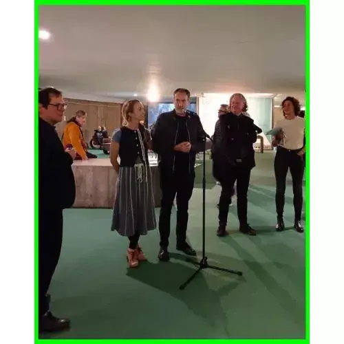 Guatemalteca Clara de Tezanos galardonada con el Le Prix Atelier Martel en París