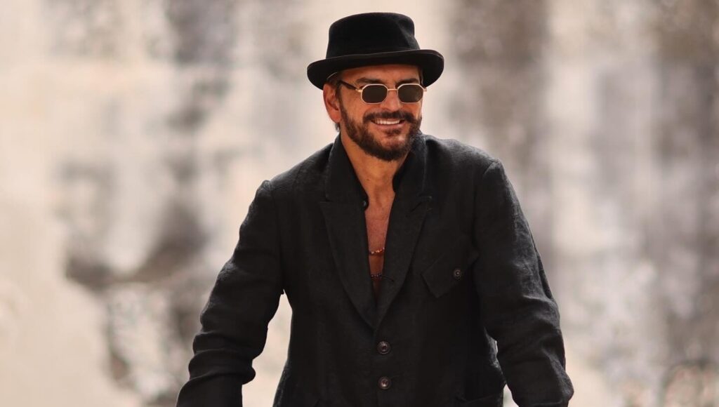 Ricardo Arjona deslumbrará en Seattle y celebra la fuerza de las trabajadoras latinas