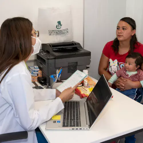 Carrera Guatemaltecos por la Nutrición «Cada Kilómetro Cuenta» celebra la lucha contra la desnutrición infantil en Guatemala