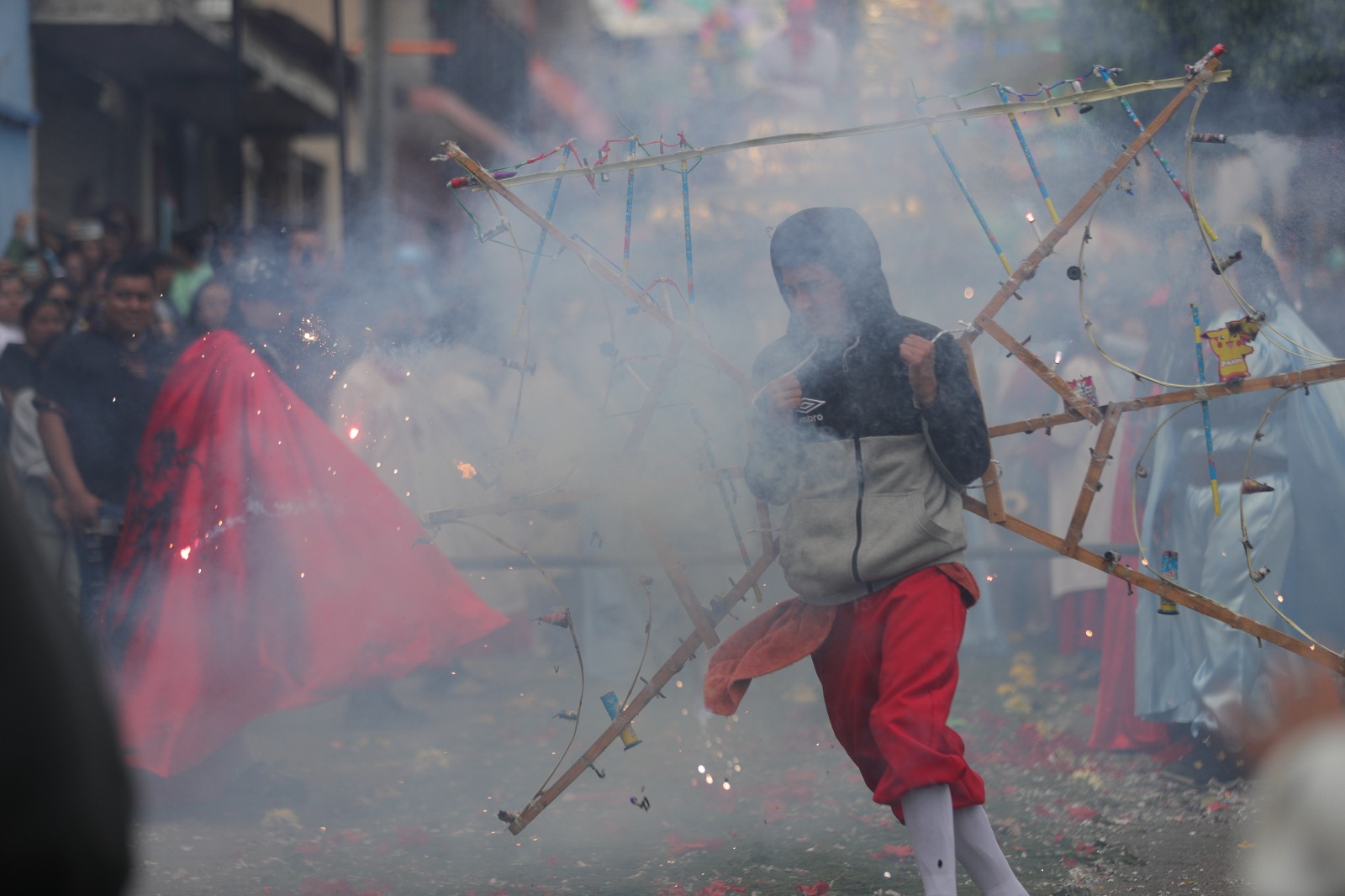 Imagen consagrada de la Virgen de Guadalupe recorre Guajitos durante 36 horas de rezado (1)