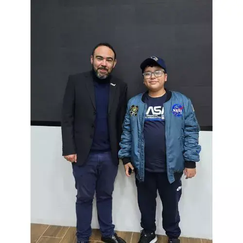 Prodigio guatemalteco David López finalista en International Greenwich Olympiad de Reino Unido