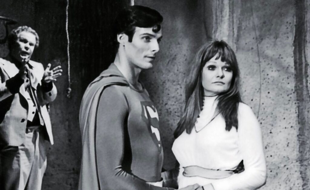 Valerie Perrine, icónica actriz de Superman, muere a los 82 años: un legado inolvidable.