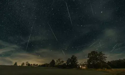 Lluvia de estrellas Líridas en Guatemala 2026