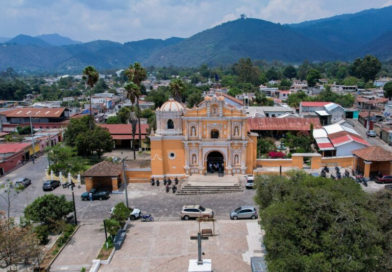 Descubre el Encanto de San Pedro Las Huertas: Gastronomía, Cultura y Música en un Solo Paseo