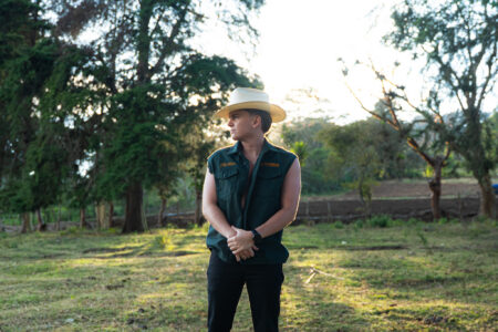 Diego Roldán lanza su nuevo álbum: una fusión cautivadora de melodías y ritmos populares