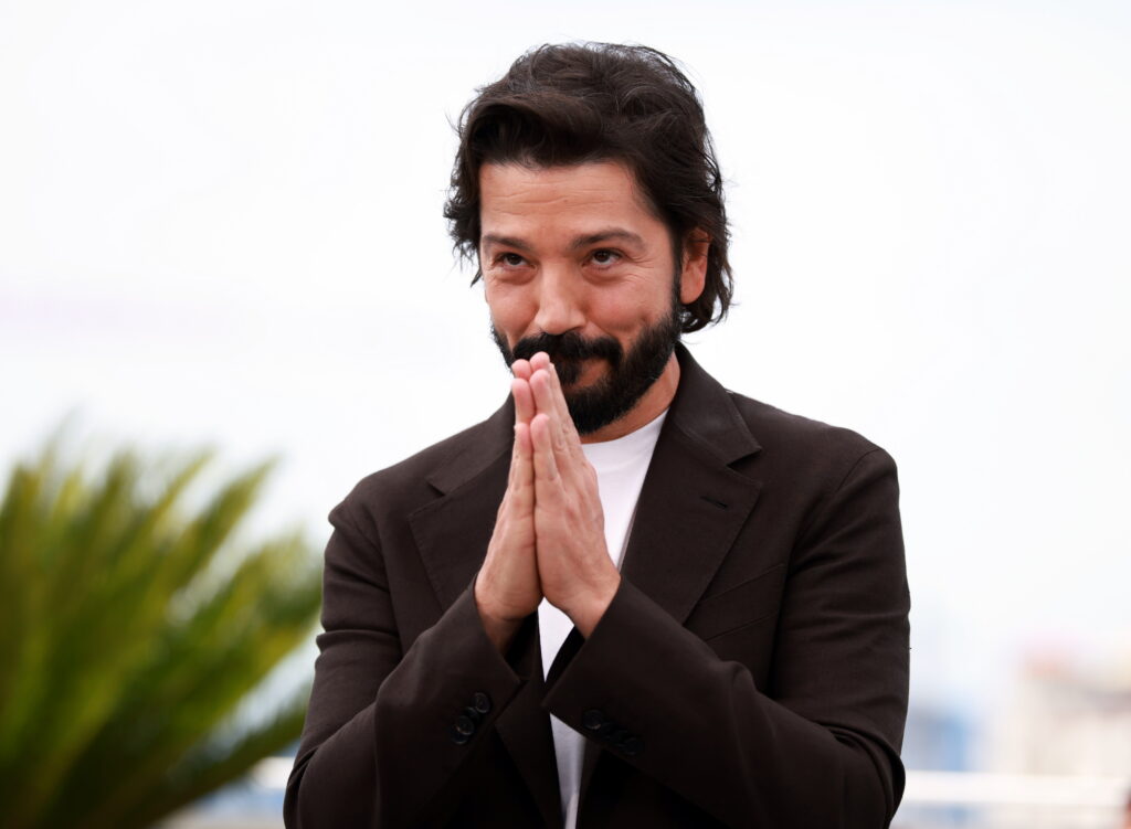 Diego Luna responde a las críticas de Hugo Sánchez sobre México 86 en Netflix