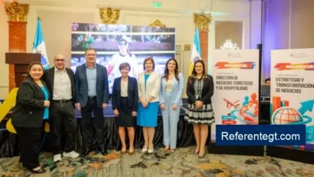 Universidad Rafael Landívar lanza emocionantes nuevas licenciaturas en turismo y negocios para 2023.