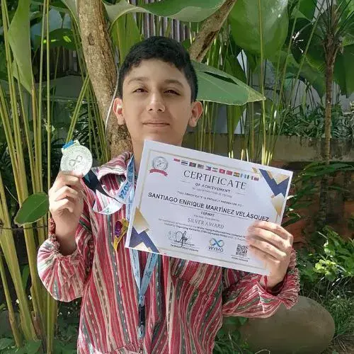 Santiago Martínez, guatemalteco destacó en SASMO 2026 y buscan representar al país en Singapur y Uzbekistán