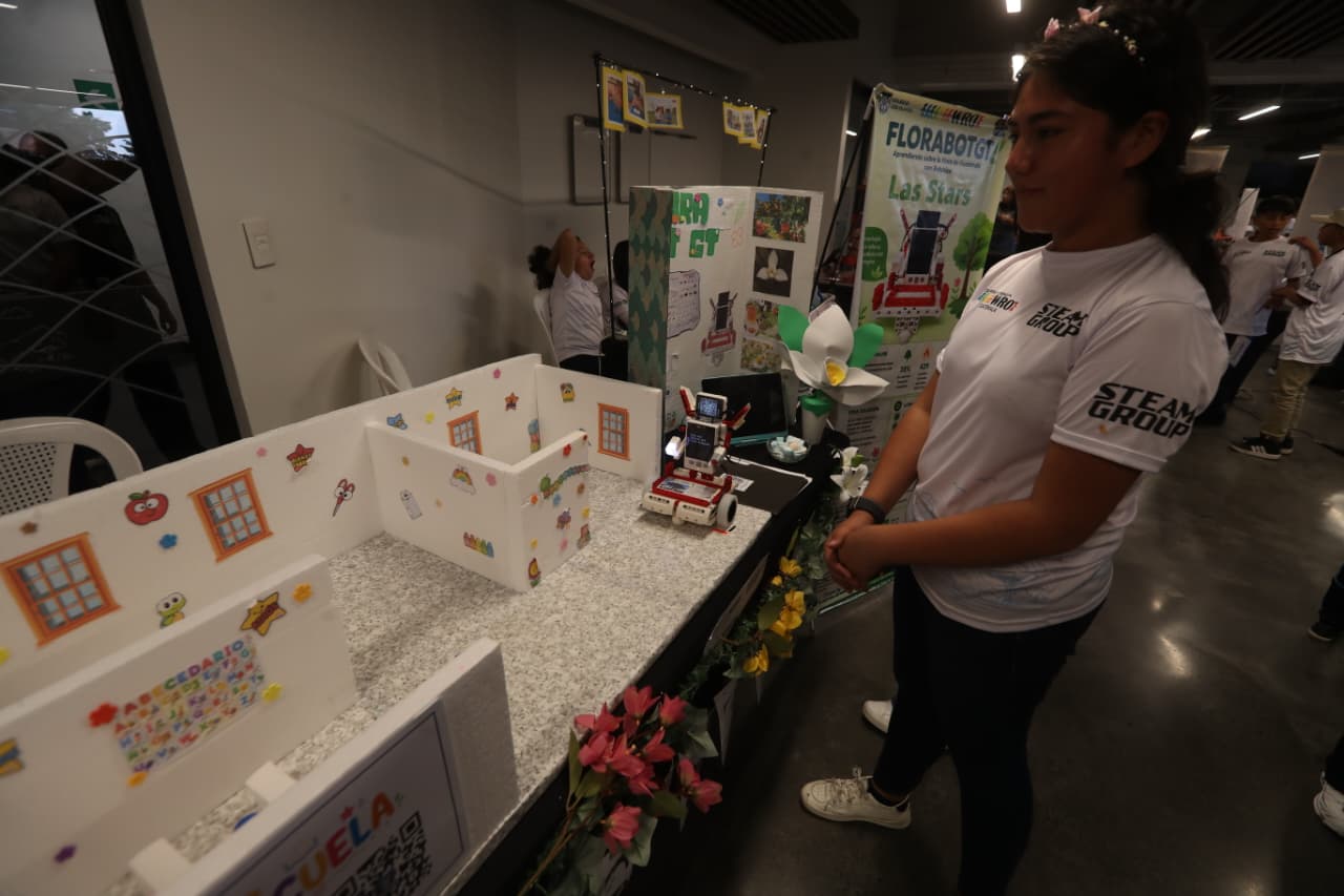 Seis equipos guatemaltecos ganan su pase a la Olimpiada Mundial de Robótica en Puerto Rico