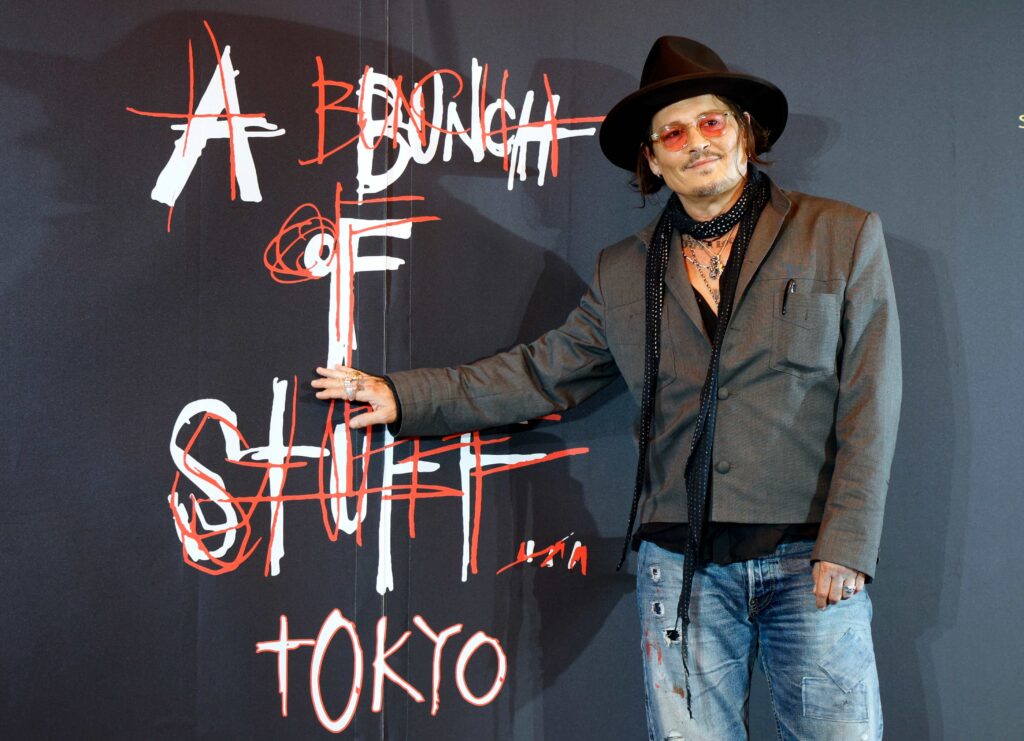 Johnny Depp desvela su regreso en la Comic-Con con Ebenezer: Los Fantasmas de Navidad