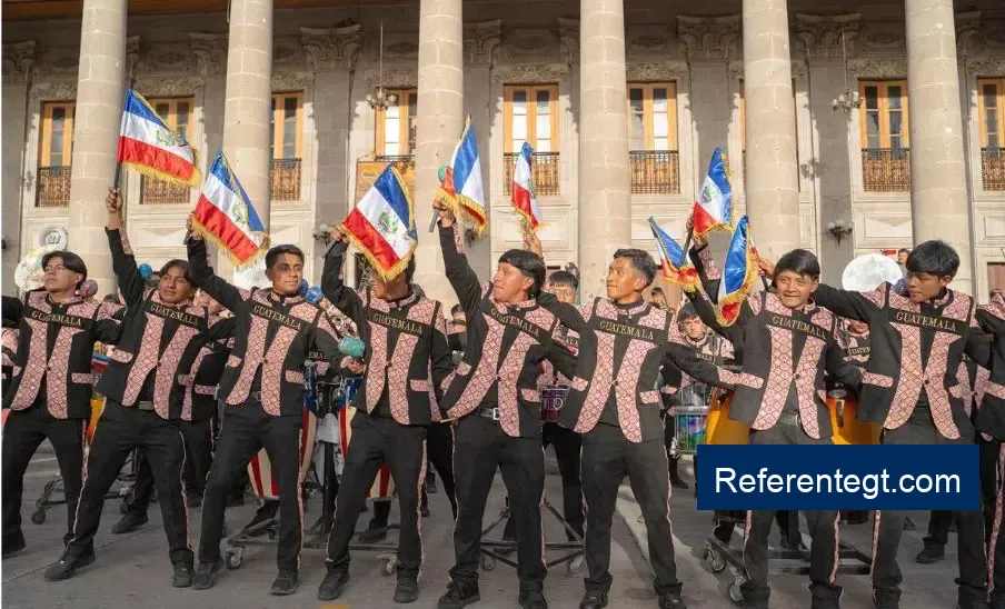 Quetzaltenango: Banda Guatemalteca Emprende Emocionante Gira Musical por Francia