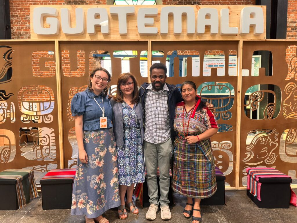Guatemala Brilla en la Feria Internacional del Libro de Costa Rica 2023: ¡Descubre su Talento!