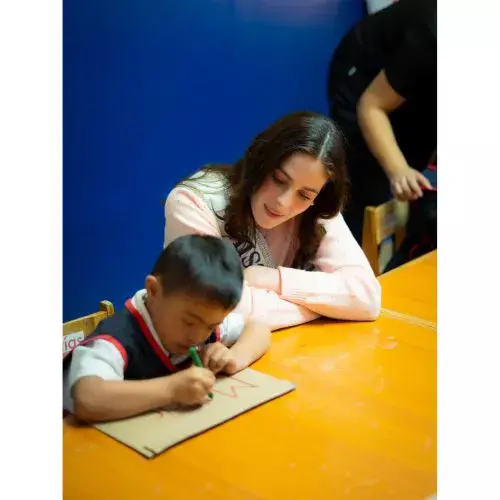 Visita de Fátima Bosch Miss Universe 2025 a Guatemala
