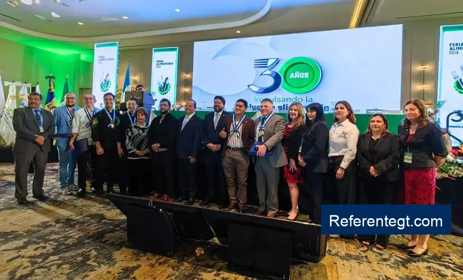 Los Mejores Chefs y Restaurantes Galardonados con el Tenedor de Oro en la Feria Alimentaria 2026
