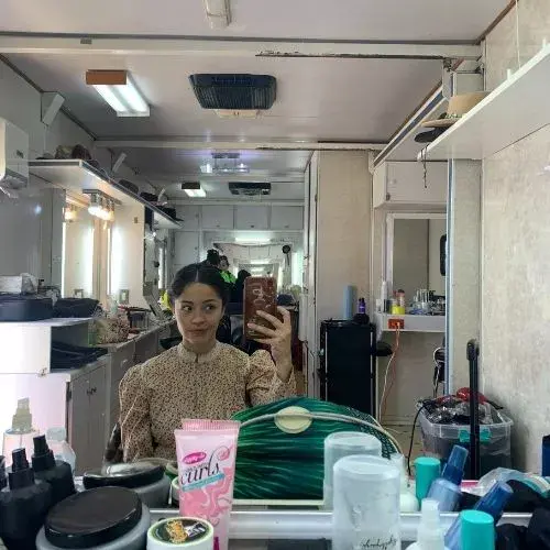Guatemalteca Lourdes Chavez actúa junto a Eugenio Derbez y Pedro Alonso en serie El Juicio de Prime